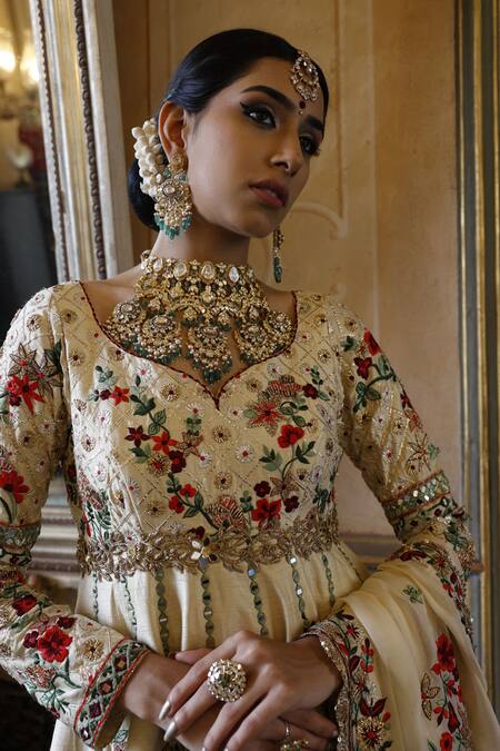 Vikram Phadnis Ivory Kalidar Silk Embroidered Leaf Churidar Set at Aza Fashions Vikram Phadnis_Ivory Kalidar Silk Embroidered Leaf Churidar Set _at_Aza_Fashions