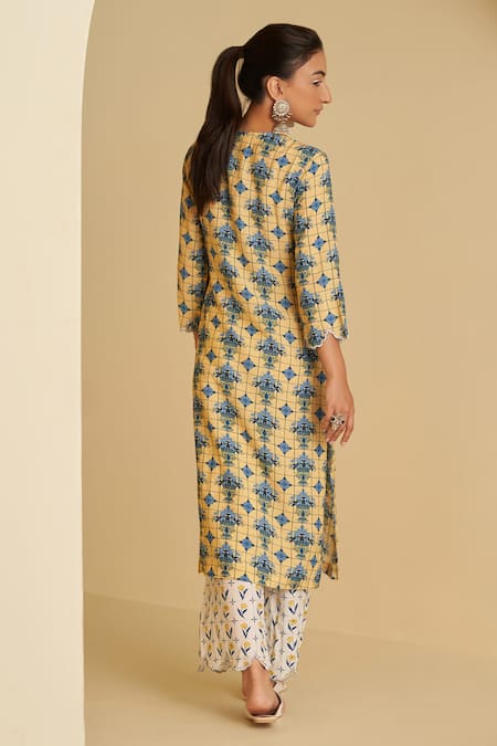 Shop Sage Saga Yellow , , Bansuri Suvaarn Floral Print Kurta Pant Set at Aza Fashions Shop_Sage Saga_Yellow , , Bansuri Suvaarn Floral Print Kurta Pant Set _at_Aza_Fashions