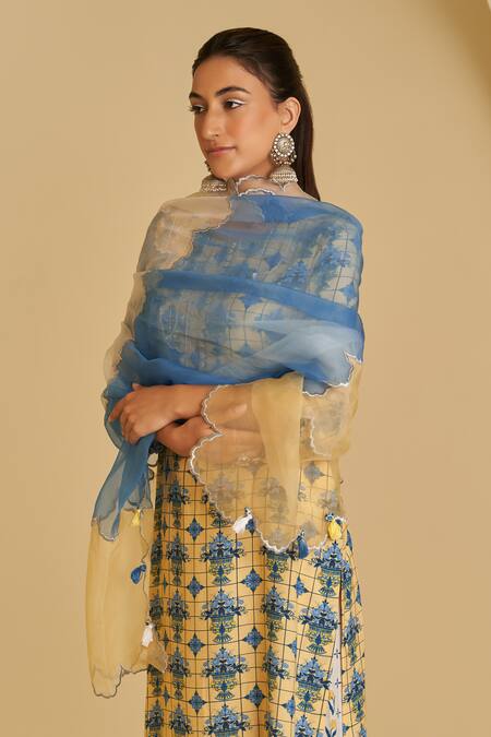 Buy Sage Saga Yellow , , Bansuri Suvaarn Floral Print Kurta Pant Set Buy_Sage Saga_Yellow , , Bansuri Suvaarn Floral Print Kurta Pant Set