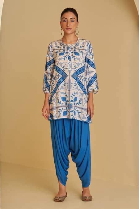 Shop Sage Saga Blue , , Veena Neel Floral Print Kurta Pant Set Online at Aza Fashions Shop_Sage Saga_Blue , , Veena Neel Floral Print Kurta Pant Set _Online_at_Aza_Fashions