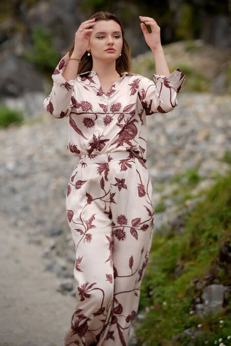 Buy_RAAS LIFE_Beige Velvet, Silk Embroidery Collared Printed Shirt And Pant Set 