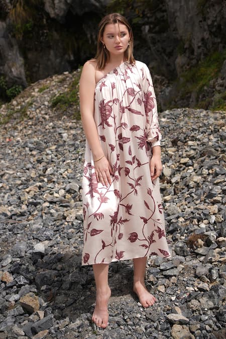 Buy RAAS LIFE Cream Velvet Embroidery V-neck Malini Jhilmil Floral Print Maxi Dress Buy_RAAS LIFE_Cream Velvet Embroidery V-neck Malini Jhilmil Floral Print Maxi Dress