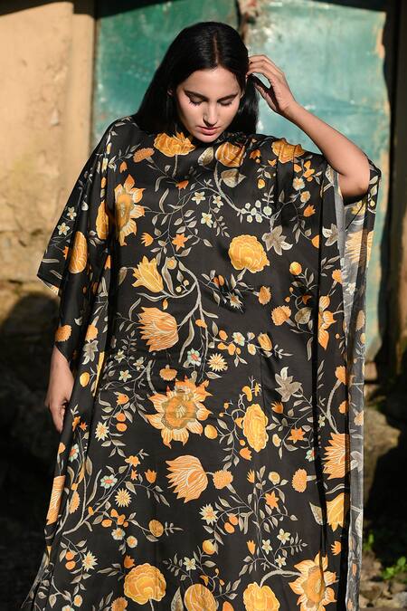 Buy RAAS LIFE Black Velvet Round Neck Vegan Silk Floral Print Kaftan Online at Aza Fashions Buy_RAAS LIFE_Black Velvet Round Neck Vegan Silk Floral Print Kaftan _Online_at_Aza_Fashions