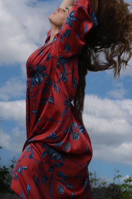 Buy_RAAS LIFE_Red Velour Embroidery V-neck Shringara Vegan Silk Printed Maxi Dress _Online_at_Aza_Fashions