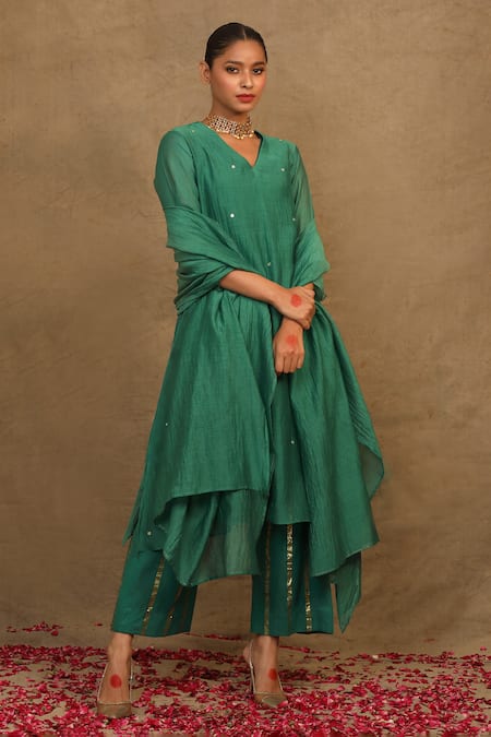 Buy_Trendy Tokari_Green Silk, Chanderi Mirrors, Metallic Spluttered Embroidered Kurta Pant Set _Online_at_Aza_Fashions