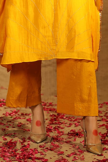 Trendy Tokari_Yellow Silk, Chanderi Metallic Thread, Embroidery Dimensional Kurta Pant Set _Online_at_Aza_Fashions