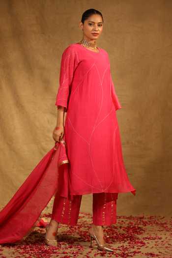 Buy_Trendy Tokari_Pink Silk, Chanderi Metallic Thread, Zari, Embroidery Round Neck Kurta Pant Set _Online_at_Aza_Fashions