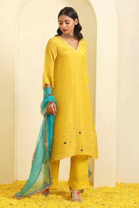 Buy_Trendy Tokari_Yellow Silk, Tissue Embroidery, Zari, Tassels V-neck Sheesha Kurta Pant Set _Online_at_Aza_Fashions