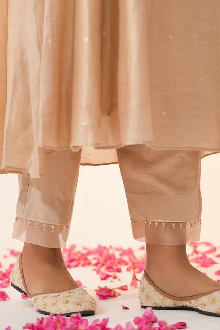 Buy_Label Mansi Nagdev_Gold Cotton, Silk Embroidery, Gota Patti, Piping Taabiir Anarkali Trouser Set 