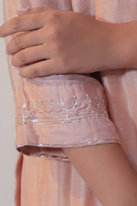 Buy_Label Mansi Nagdev_Peach Cotton Satin, Cotton, Silk Embroidery, Gota Patti V-neck Hand Kurta Set _Online_at_Aza_Fashions