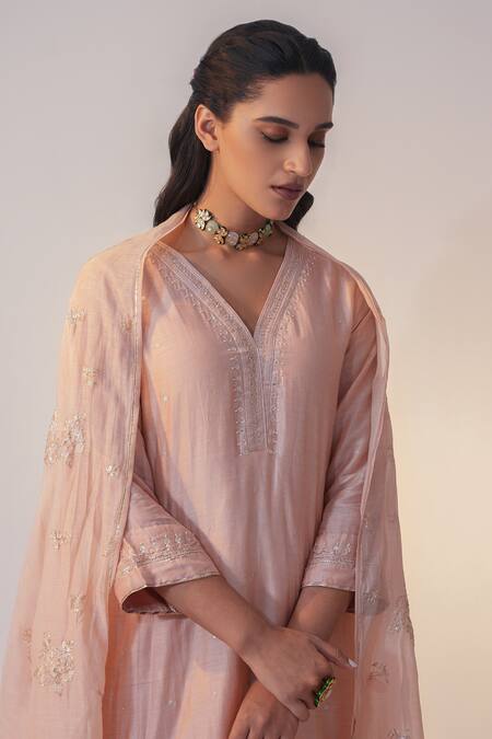 Label Mansi Nagdev_Peach Cotton Satin, Cotton, Silk Embroidery, Gota Patti V-neck Hand Kurta Set _at_Aza_Fashions