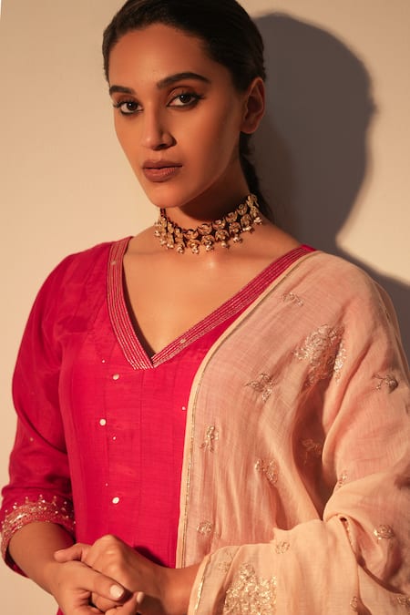 Buy_Label Mansi Nagdev_Red Cotton, Silk Embroidery, Gota Patti V-neck Tashreen Anarkali Trouser Set 