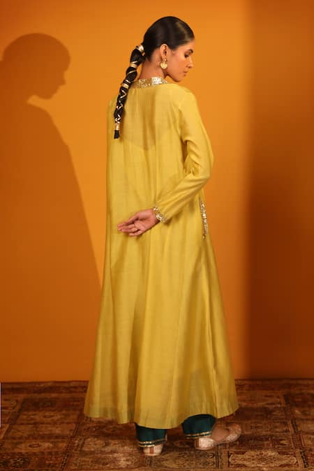 Sitaraa Parv Sequin Border A-Line Kurta Set 