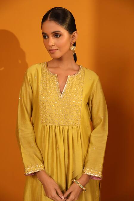 Shop_Sitaraa_Green Chanderi, Silk Organza Sequins, Embroidery Kanak Gathered Kurta Pant Set _Online_at_Aza_Fashions