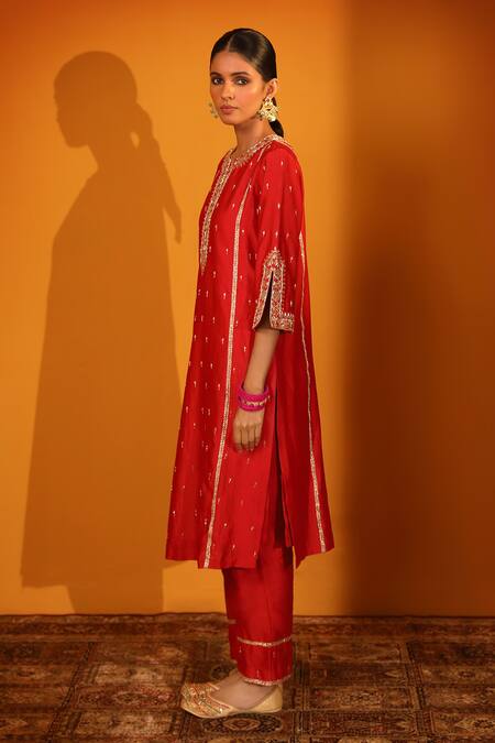 Shop_Sitaraa_Red Organza, Silk Sequins, Embroidery Split V-neck Guldar Kurta Pant Set _Online_at_Aza_Fashions