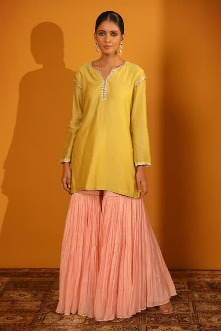 Buy_Sitaraa_Green Chanderi, Silk Organza Sequins Collared Resham Short Kurta Sharara Set _Online_at_Aza_Fashions