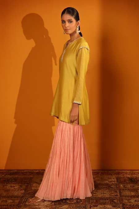 Shop_Sitaraa_Green Chanderi, Silk Organza Sequins Collared Resham Short Kurta Sharara Set _Online_at_Aza_Fashions