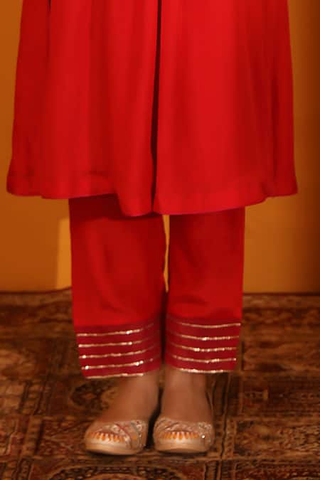 Sitaraa Red Chanderi, Silk Organza Beads, Embroidery Round Neck Alp Hand Kurta Pant Set at Aza Fashions Sitaraa_Red Chanderi, Silk Organza Beads, Embroidery Round Neck Alp Hand Kurta Pant Set _at_Aza_Fashions