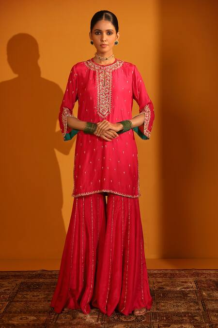 Sitaraa_Fuchsia Organza, Silk Sequins, Embroidery Round Neck Rani Kurta Sharara Set _Online_at_Aza_Fashions