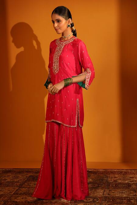 Buy_Sitaraa_Fuchsia Organza, Silk Sequins, Embroidery Round Neck Rani Kurta Sharara Set _Online_at_Aza_Fashions