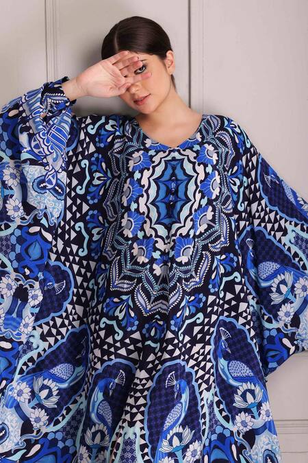 Alpona Designs By Soham Acharya_Blue Crepe V-neck Palace Print Kaftan Dress _Online_at_Aza_Fashions