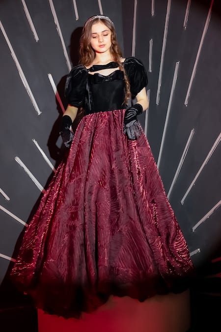 Buy_Hoity Moppet_Black Velvet Diva Textured Gown 