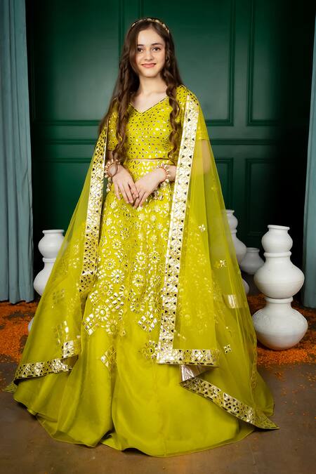 Hoity Moppet Green Organza Gota Patti Itr Embroidered Lehenga Set Online at Aza Fashions Hoity Moppet_Green Organza Gota Patti Itr Embroidered Lehenga Set _Online_at_Aza_Fashions