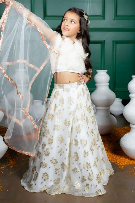 Buy_Hoity Moppet_White Georgette Zari Masoom Floral Pattern Lehenga Set _Online_at_Aza_Fashions