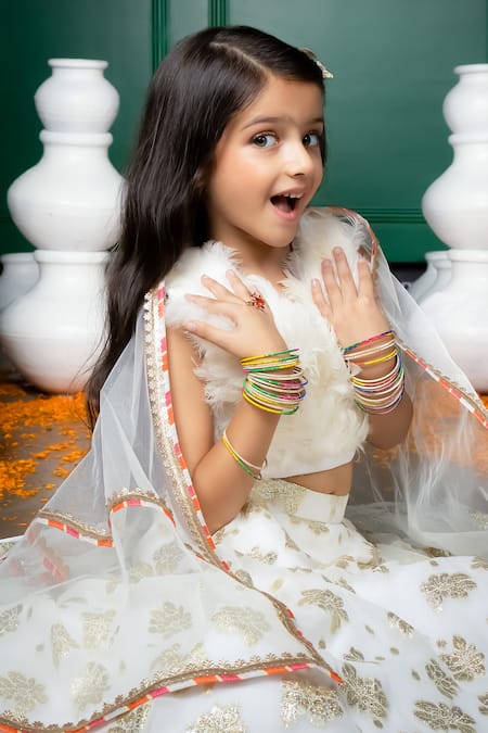 Buy_Hoity Moppet_White Georgette Zari Masoom Floral Pattern Lehenga Set 