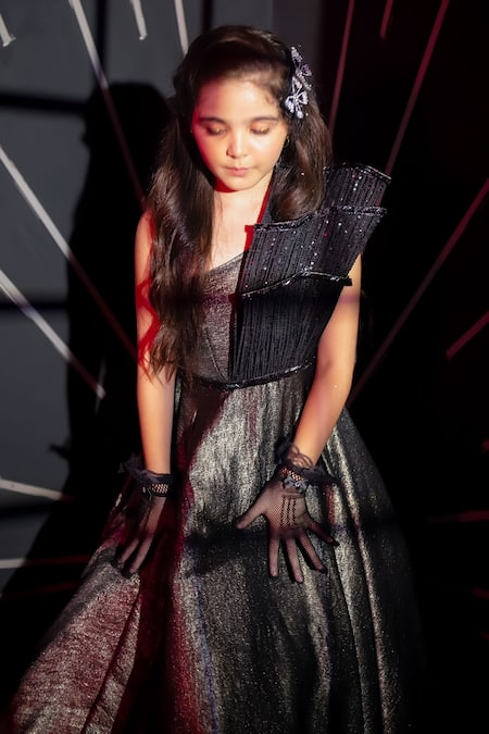 Buy_Hoity Moppet_Black Crepe Sequins Runway Hit Textured Metallic Gown 