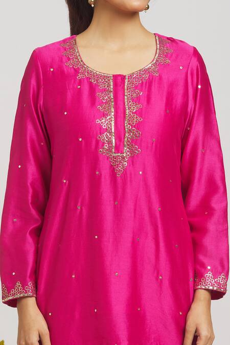 Shop_Naintara Bajaj_Pink Chanderi, Cotton Mirrors Round Neck Mukaish Embroidered Tunic With Pant _Online_at_Aza_Fashions