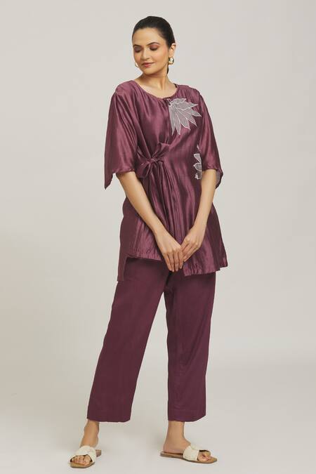 Samyukta Singhania Chanderi Side Tie Tunic With Pant 
