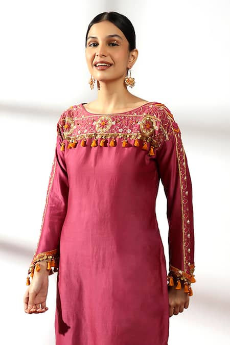 Buy Leela By A Purple Chanderi, Linen Tassels Round Flora Embellished Short Kurta With Pant Online at Aza Fashions Buy_Leela By A_Purple Chanderi, Linen Tassels Round Flora Embellished Short Kurta With Pant _Online_at_Aza_Fashions