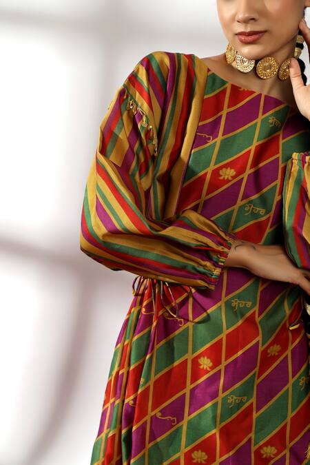 Shop Leela By A Multi Color Chanderi, Linen Sequins Boat Abstract Slice Print Kurta With Palazzo Online at Aza Fashions Shop_Leela By A_Multi Color Chanderi, Linen Sequins Boat Abstract Slice Print Kurta With Palazzo _Online_at_Aza_Fashions