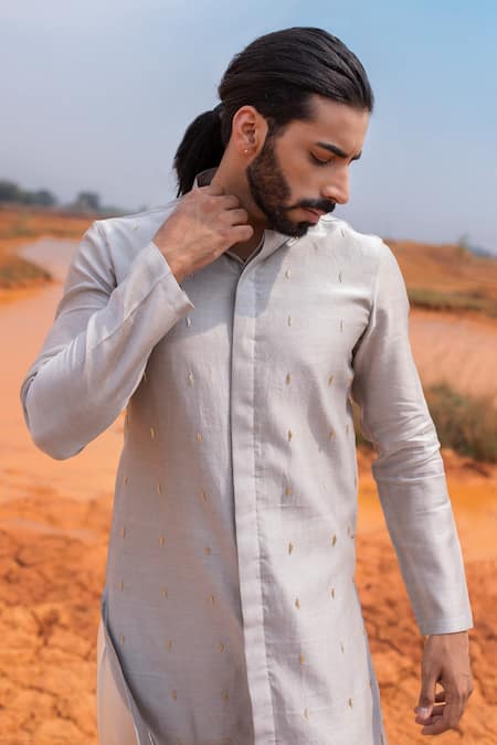 Shop_Runit Gupta_Grey Kurta Chanderi Silk Hand Embroidered Khidki Set _at_Aza_Fashions