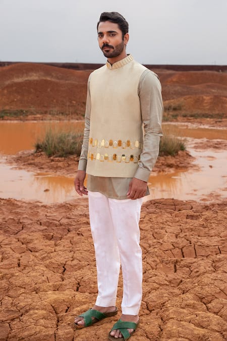 Runit Gupta Khidki Motifs Bundi Kurta Set 