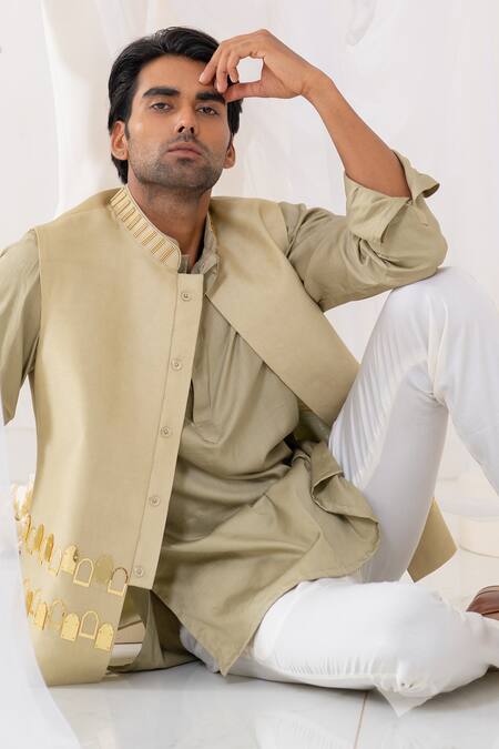 Shop_Runit Gupta_Ivory Vegan Silk Hand Dyed Khidki Motifs Bundi Kurta Set _Online_at_Aza_Fashions