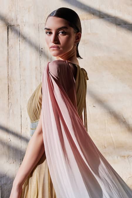Buy_Akhl_Gold Lurex-tulle (57% Metallic Yarn 43% Polyester) Gathered Tulle Kaftan _Online_at_Aza_Fashions