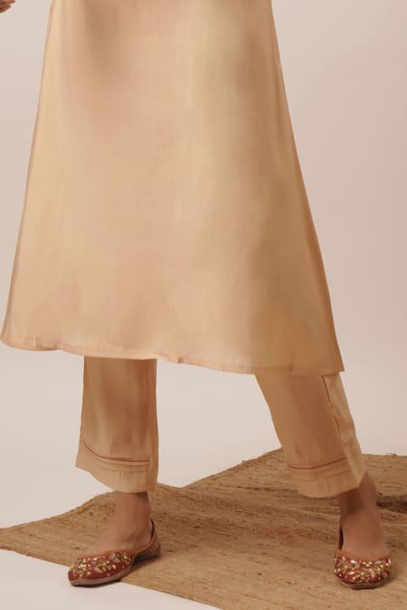 Buy_Tuli_Beige Viscose, Silk Pearls, Embroidery Bandeau Neck, Round Jacket Kurta Pant Set