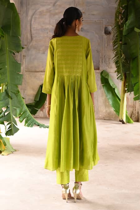 Shop_Deep Thee_Green Chanderi Beads, Sequins Round Neck A-line Kurta And Pant Set _at_Aza_Fashions