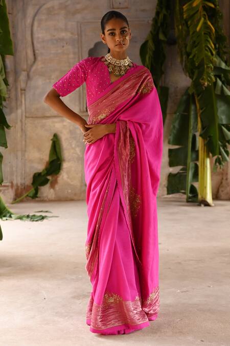 Buy_Deep Thee_Fuchsia Silk Sequins, Zari V-neck Zardozi Embroidered Saree Set _Online_at_Aza_Fashions