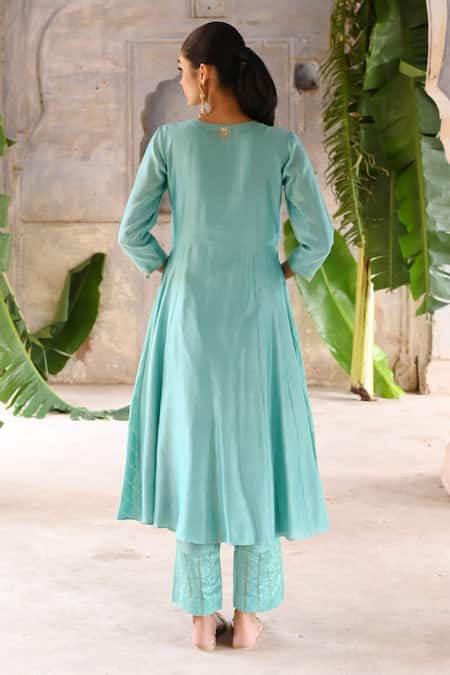 Shop_Deep Thee_Blue Silk, Chanderi, Organza Bloom Crest Embroidered Yoke Kurta Pant Set _at_Aza_Fashions