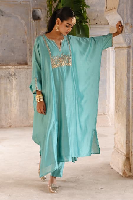 Deep Thee_Blue Chanderi Embroidery, Beads V-neck Bloom Zardozi Yoke Kaftan Pant Set _at_Aza_Fashions