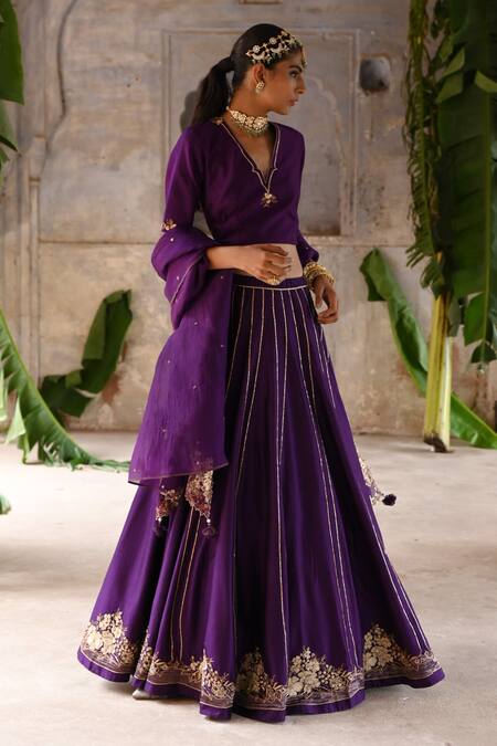 Buy_Deep Thee_Purple Silk, Organza Embroidery V-neck Guchha Phool Kali Lehenga Blouse Set _Online_at_Aza_Fashions