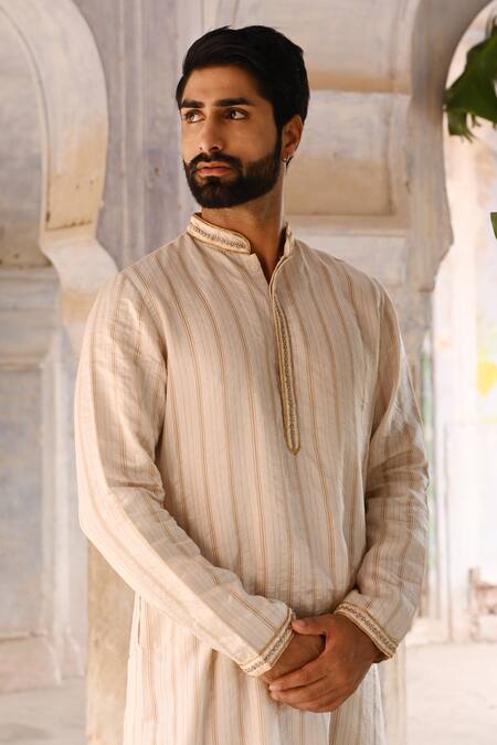 Buy_Deep Thee_Ivory Silk Sequins, Zari Phool Jaal Embroidered Bundi Kurta Set _Online_at_Aza_Fashions