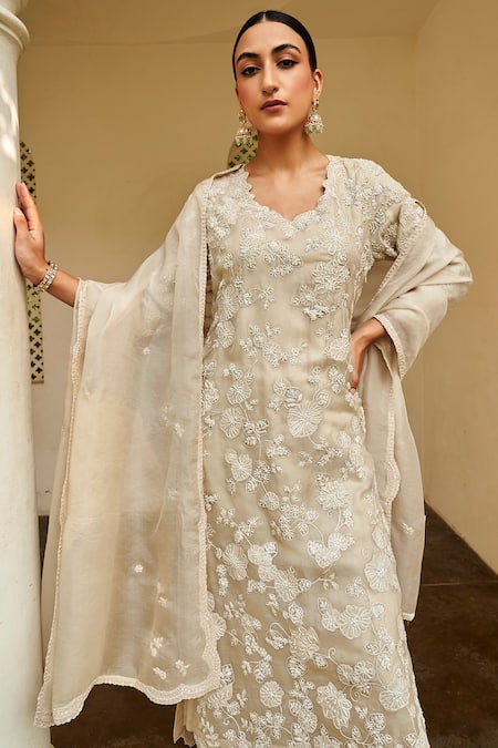 Buy Osaa By Adarsh Beige Organza Embroidery, Applique Thread Kurta Pant Set Online at Aza Fashions Buy_Osaa By Adarsh_Beige Organza Embroidery, Applique Thread Kurta Pant Set_Online_at_Aza_Fashions