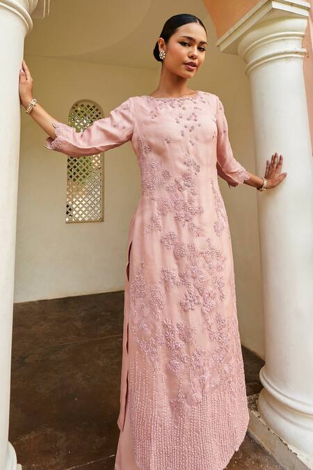 Osaa By Adarsh Pink Organza Embroidery Boat Neck Dusty Kurta Set Online at Aza Fashions Osaa By Adarsh_Pink Organza Embroidery Boat Neck Dusty Kurta Set_Online_at_Aza_Fashions