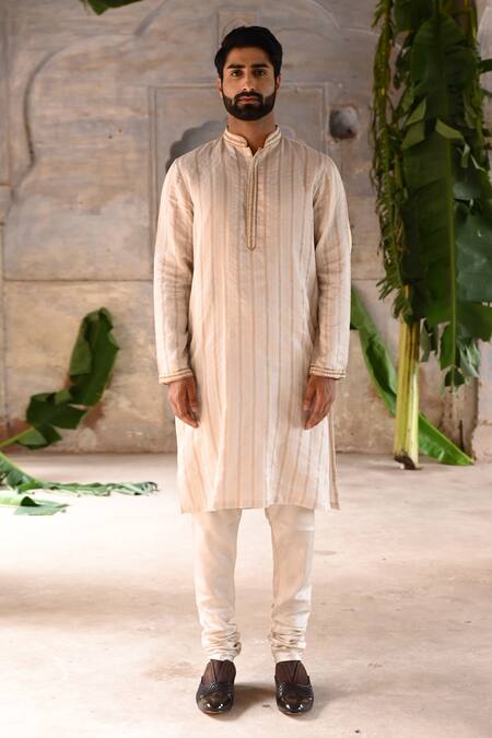 Deep Thee_Ivory Silk Sequins, Zari Phool Jaal Embroidered Bundi Kurta Set _Online_at_Aza_Fashions