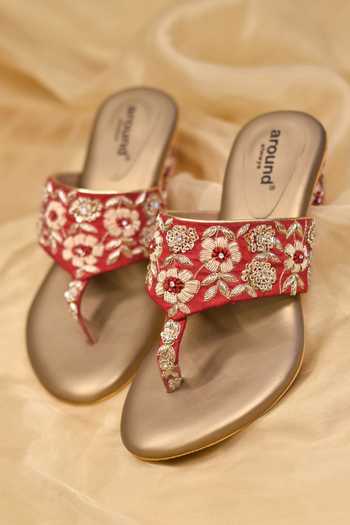 Around Always Jashn Floral Embroidered Kolhapuri Sandals 