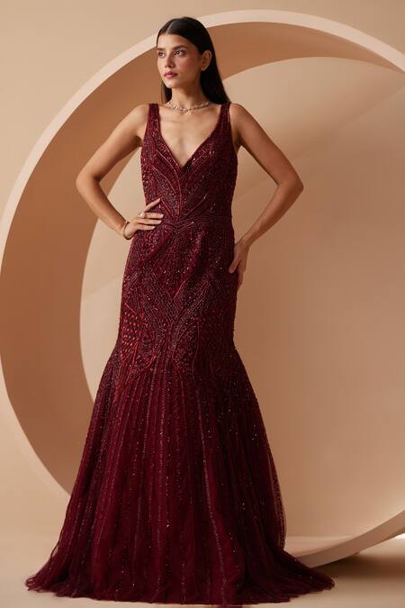 Maroon hotsell net gown